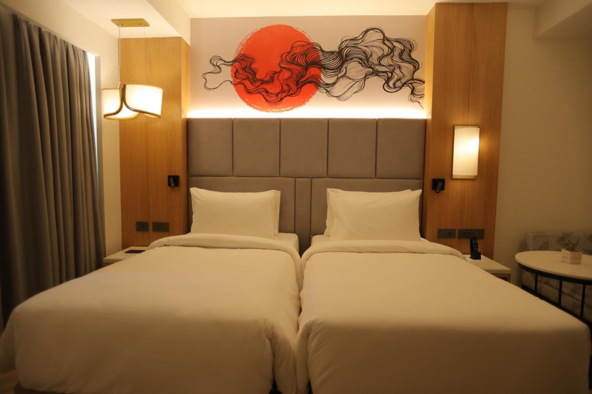 Ramada By Wyndham Gorakhpur Gorakhnath Mandir Road Hotell Eksteriør bilde